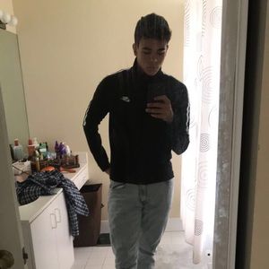 Meet your Posher, Xavier